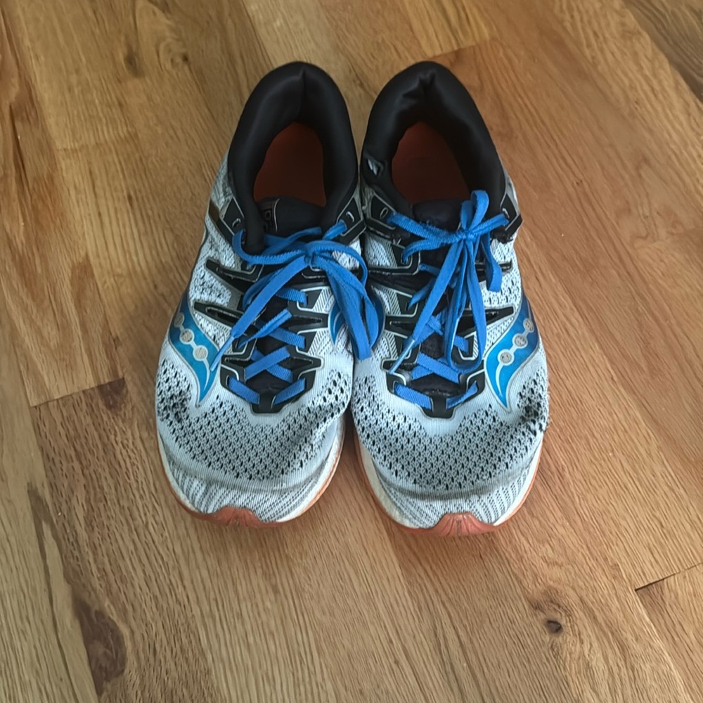 Saucony ISO Series Everun Men’s 9.5 Running Shoe